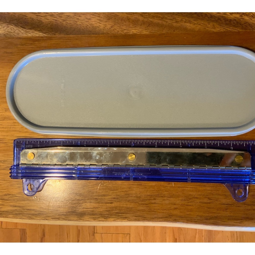 Tupperware super oval replacement lid